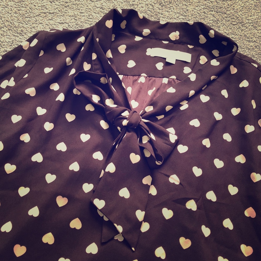 ✨Sold✨ Loft Heart Blouse